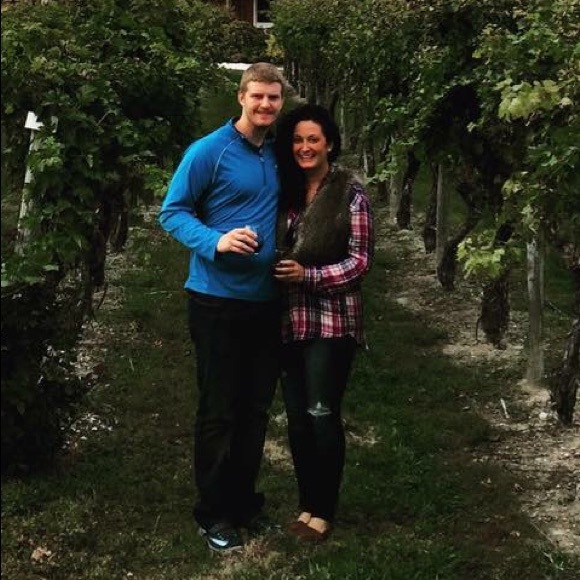 Meet your Posher, Megan - Picture 2 of 4